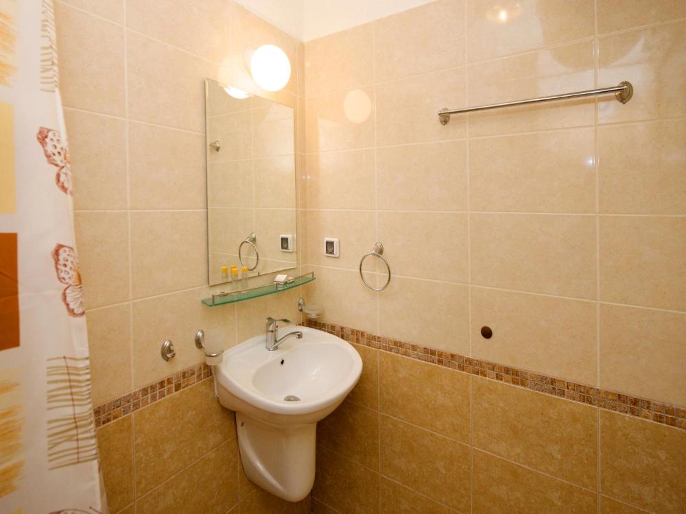 Double or Twin Room - without Sea View