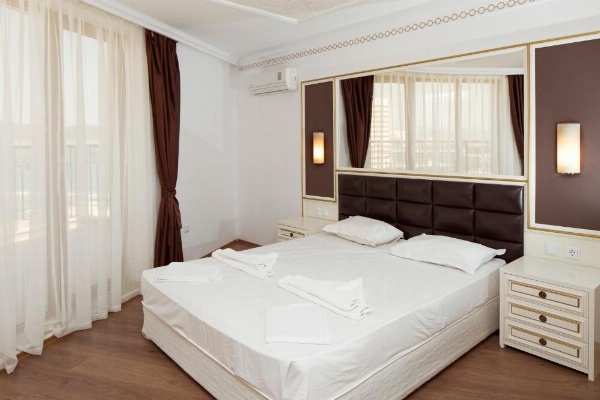 Hotel Golden Ina - All Inclusive - Beachfront image 43