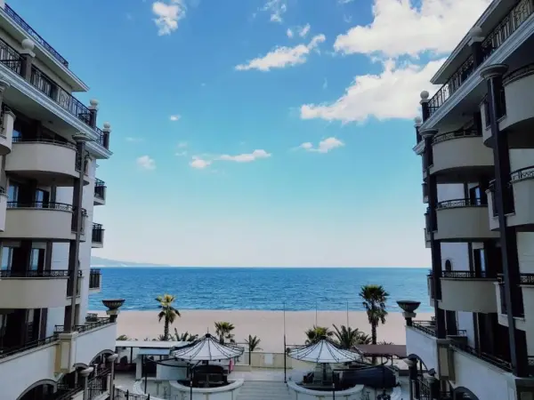 Hotel Golden Ina - All Inclusive - Beachfront 8